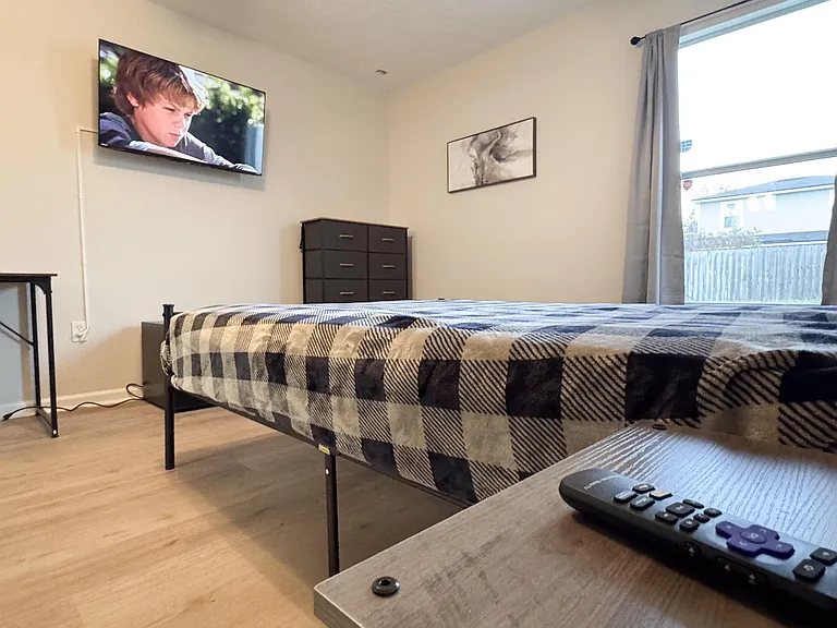 Queen size bed
