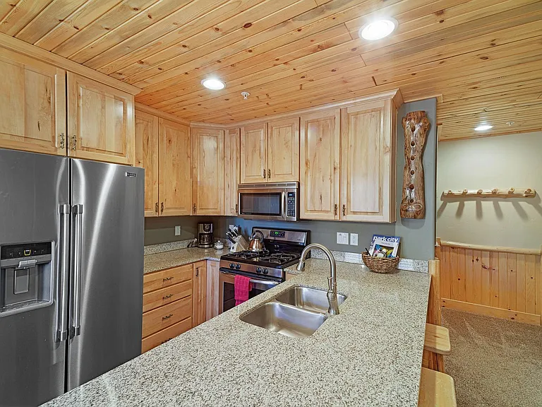 3987 N Timber Wolf Ln #11A — Photo 5