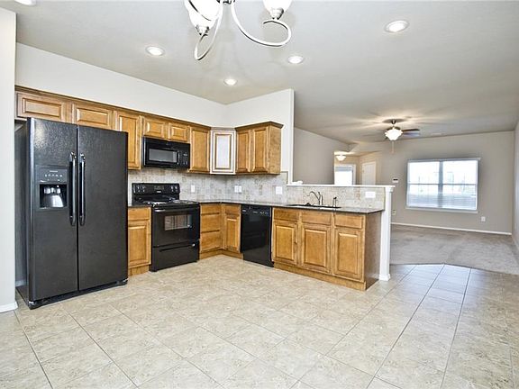 2nd image of 4200 SW Fieldstone Blvd