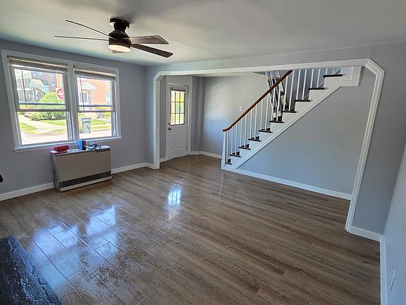 2nd image of 14 5th St #14