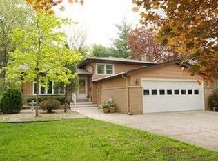 73 N Parkside Ave, Glen Ellyn, IL 60137