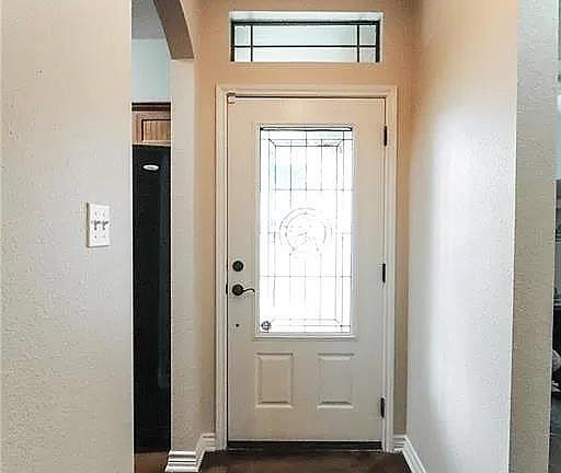 4th image of 2116 Carriage House Dr