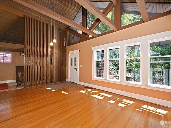 4th image of 1538 NE 62nd Street
