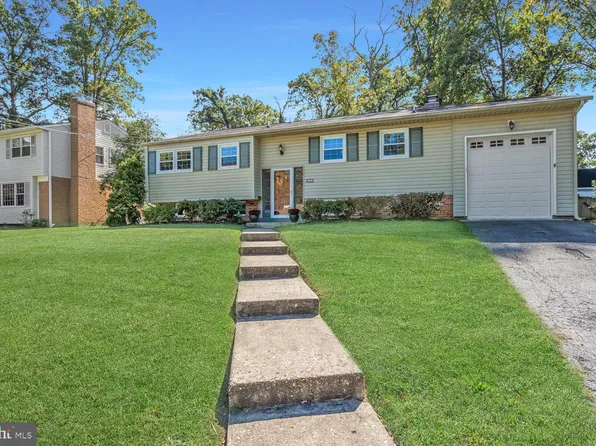 8323 Wagon Wheel Rd, Alexandria, VA 22309