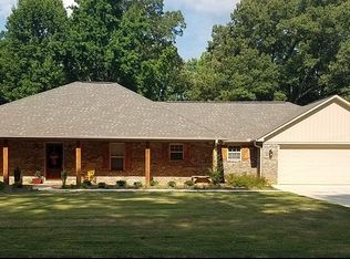 290 Lakeshore, Pontotoc, MS 38863