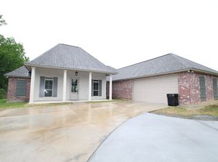 13933 Denham Rd, Central, LA 70770