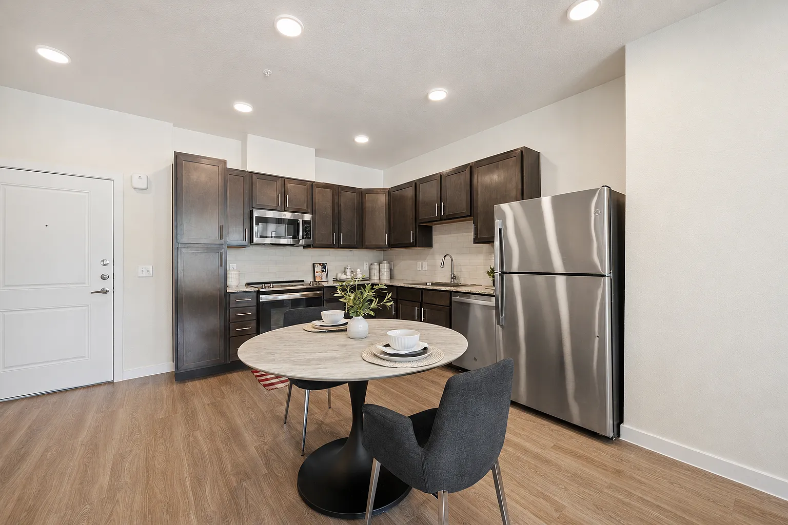 Ekos City Heights — Photo 4