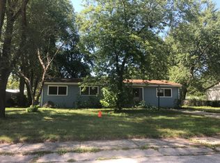 52 Sierra Rd, Montgomery, IL 60538