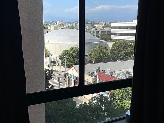 2nd image of 625 S Berendo St APT 505