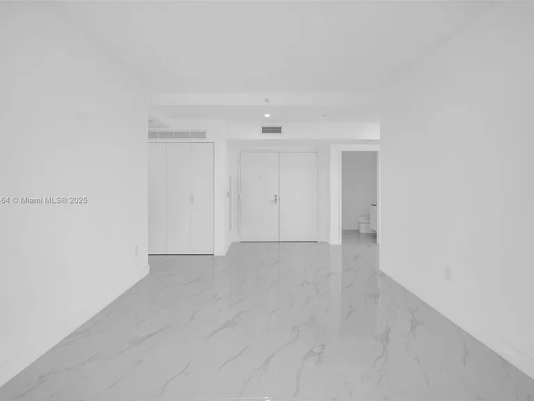 700 NE 24th St #4507 — Photo 30