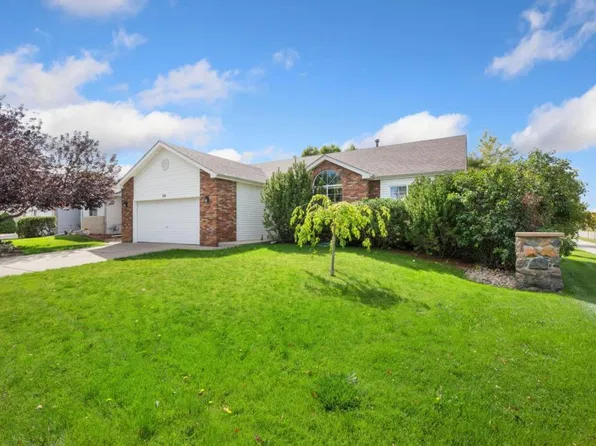 101 Whitney Bay, Windsor, CO 80550