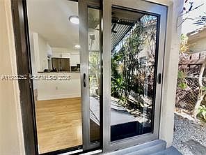 3rd image of 3522 SW 25th St