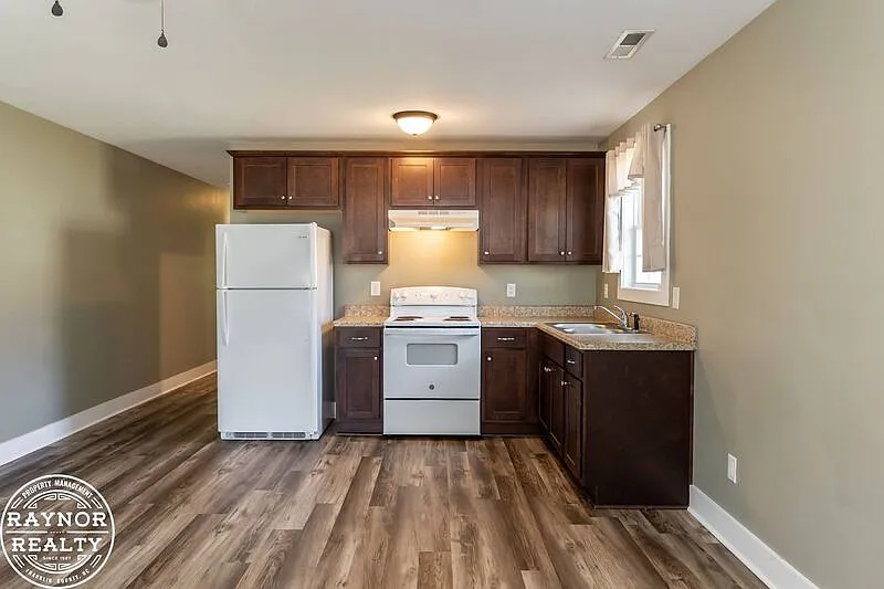2 bed, 2.0 bath, 900 sqft, $1,250 — Photo 3