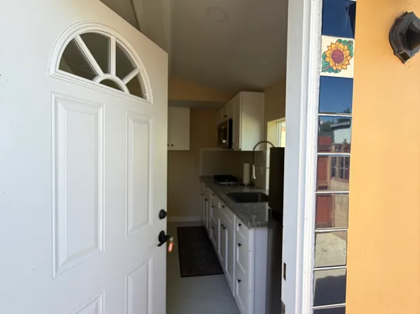 (undisclosed Address), Thousand Oaks, CA 91320