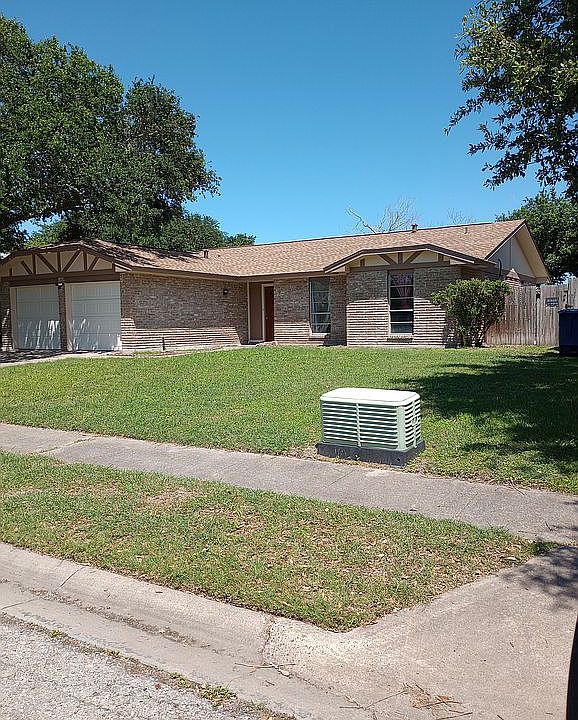 1st image of 1810 Brazos Dr