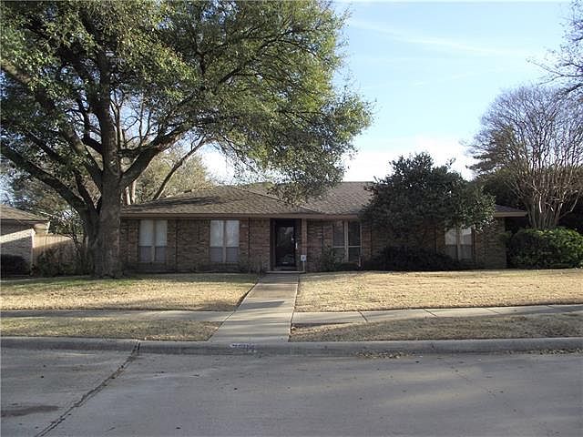 1st image of 2504 Bengal Ln