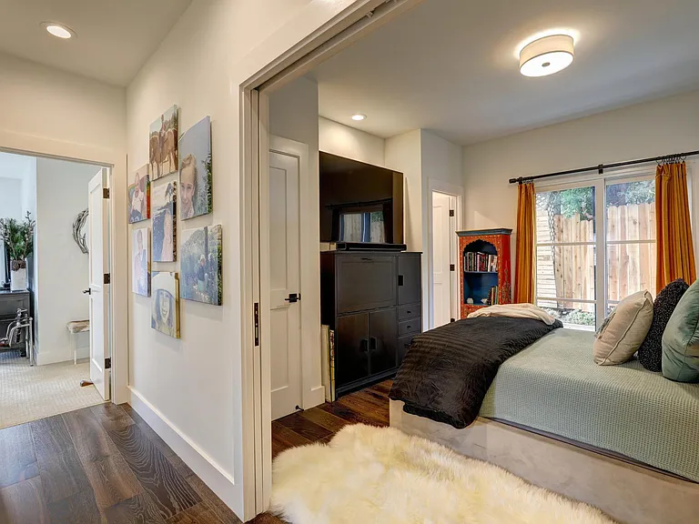 31 N Knoll Rd — Photo 17
