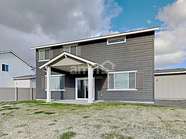 981 N Barkvine Ave — Photo 21