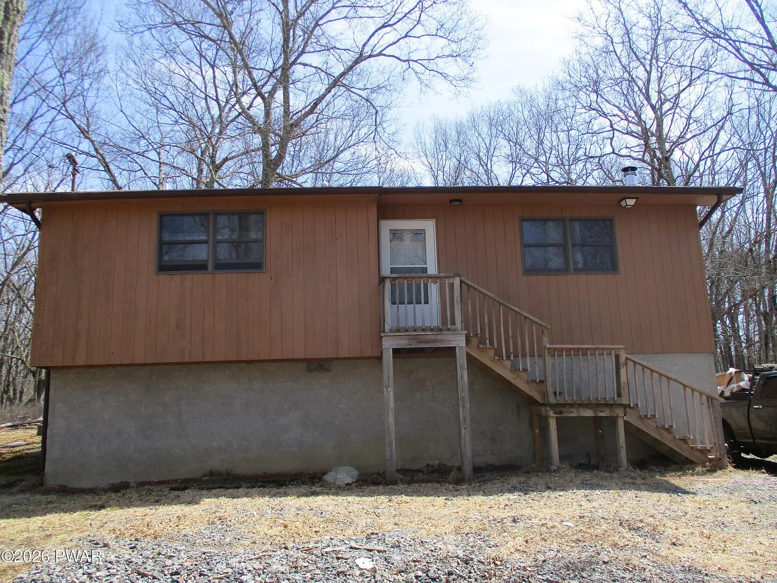571 Mallard Ln photo 1