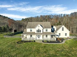 17833 Frampton Rd, Frazeysburg, OH 43822