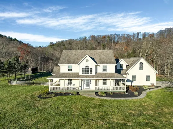 17833 Frampton Rd, Frazeysburg, OH 43822