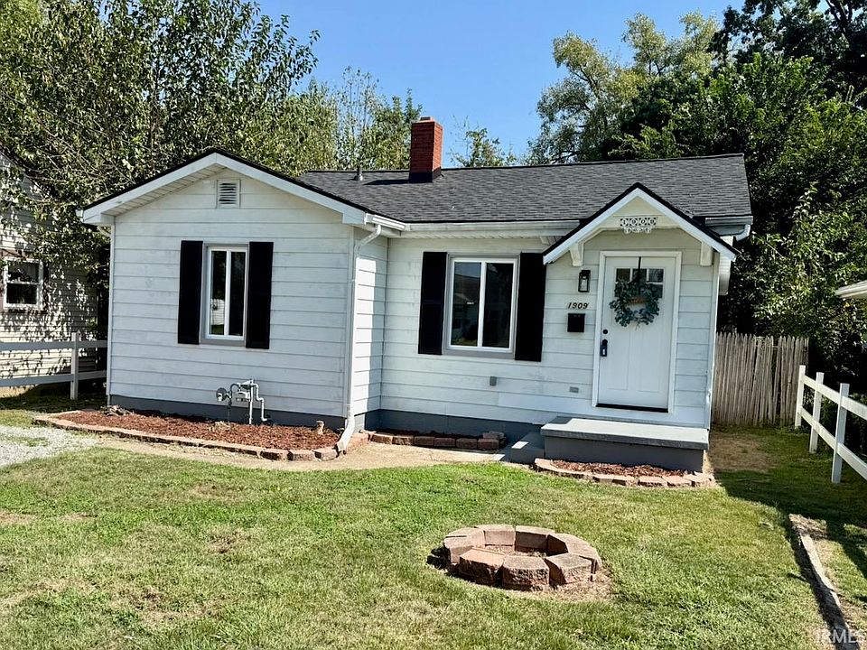 1st image of 1909 Haven Dr