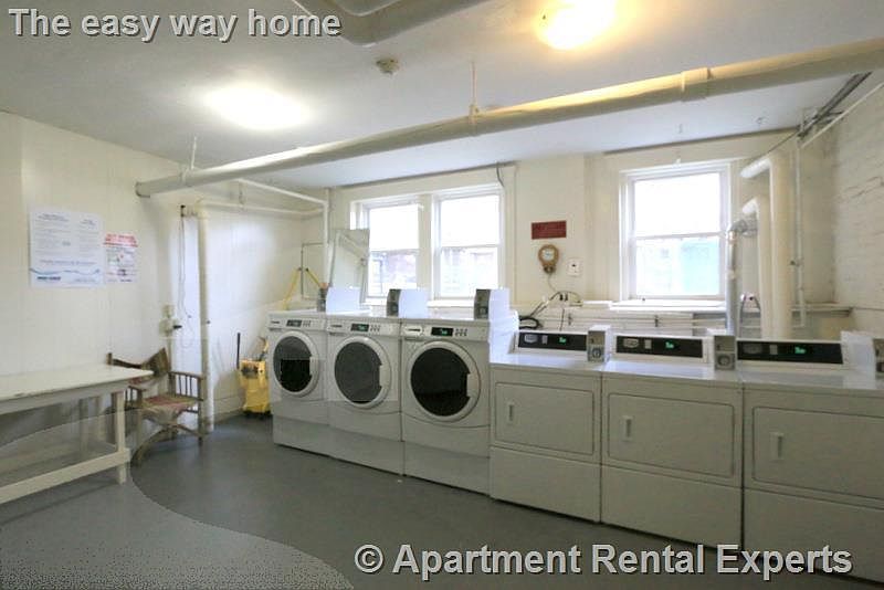 2nd image of 475 Highland Ave APT 6S