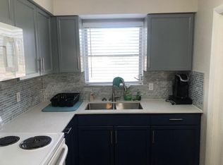 942 Central Dr, Naples, FL 34104