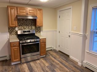 15 Pleadwell St APT 2, Taunton, MA 02780