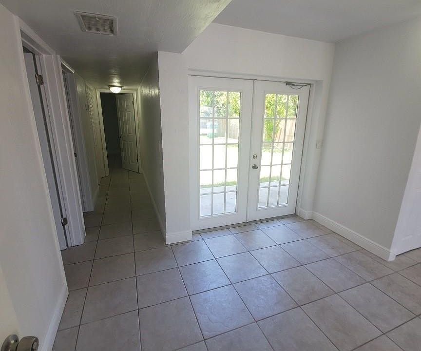 3575 SW 13th Ter, Miami, FL 33145 | Zillow