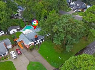 9229 Inlet Rd, Norfolk, VA 23503