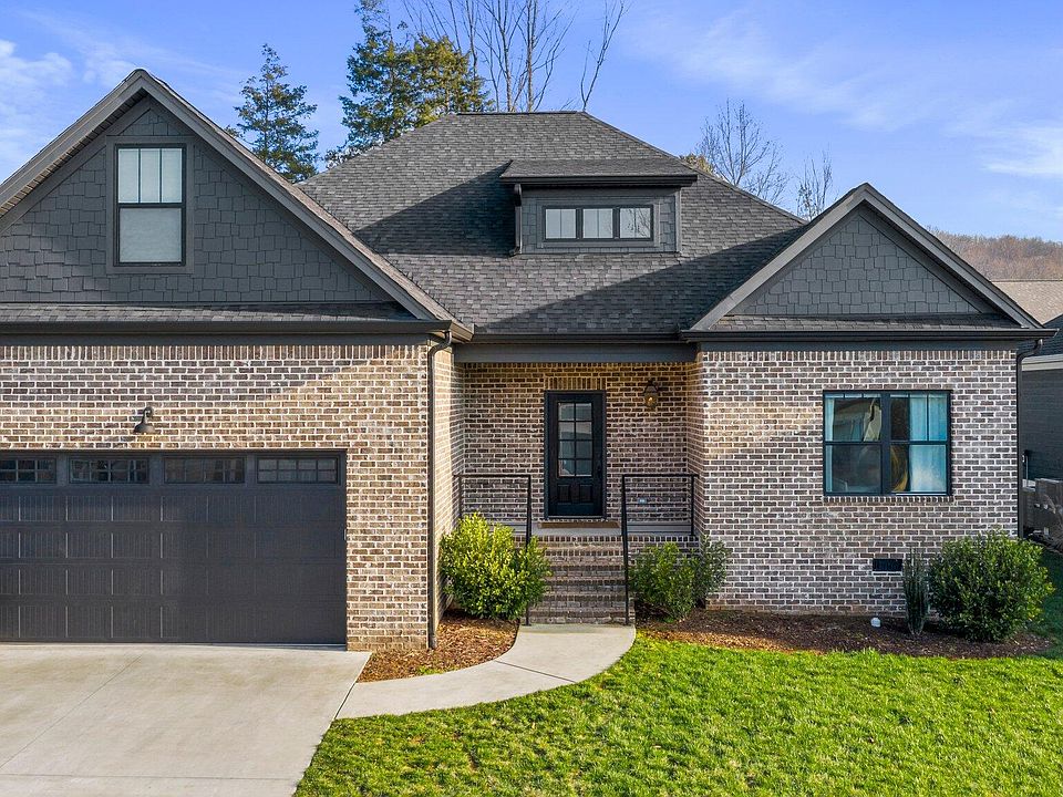 1st image of 5019 Grove Park Ct NE