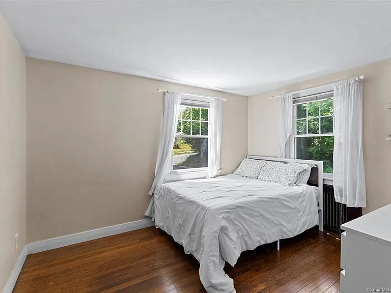 141 Cannon St — Photo 7