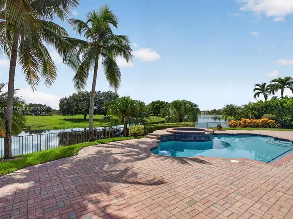 7530 NW 120th Dr, Parkland, FL 33076