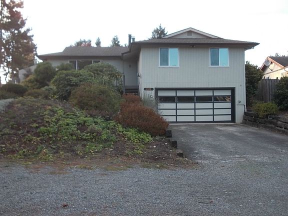 3rd image of 13114 107th Avenue Ct E