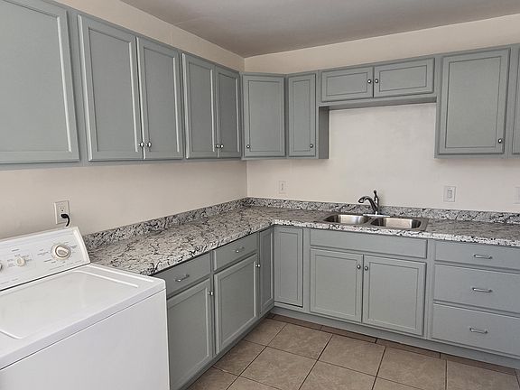 5th image of 25591 Anderson Ave