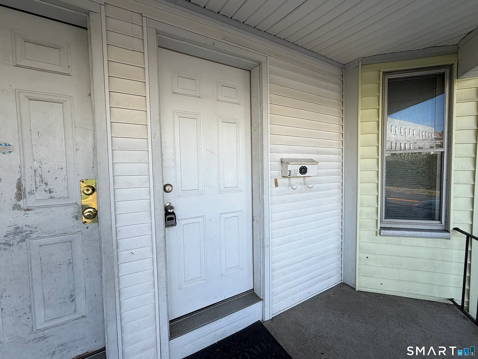 2 bed, 1.0 bath, 1020 sqft, $1,800 — Photo 3