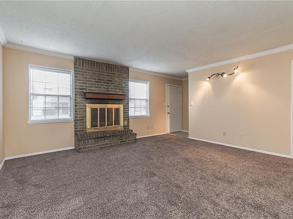 4th image of 401 12th Ave SE APT 153