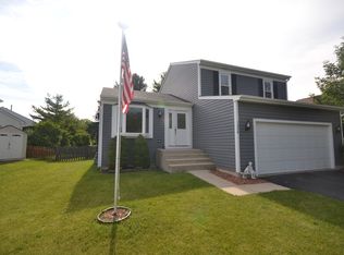 1324 Regency Ln, Lake Villa, IL 60046