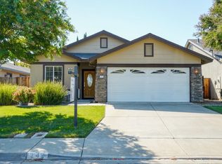 242 Town Center Way, Vacaville, CA
