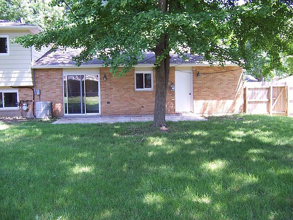 3rd image of 428 Crestgrove Ave