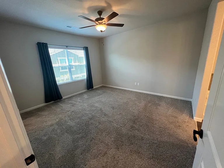 3902 Wickman Loop — Photo 9
