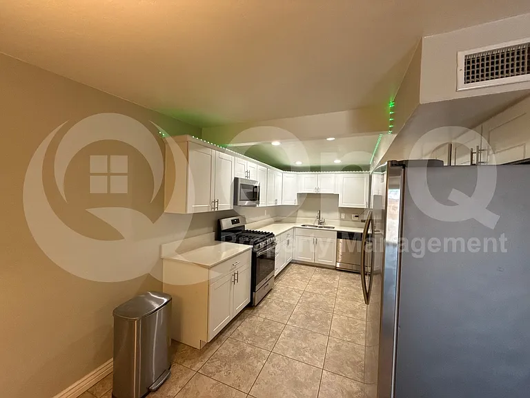 7408 E 29th St — Photo 9