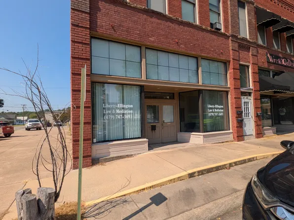 118 S Fulton St #1, Clarksville, AR 72830