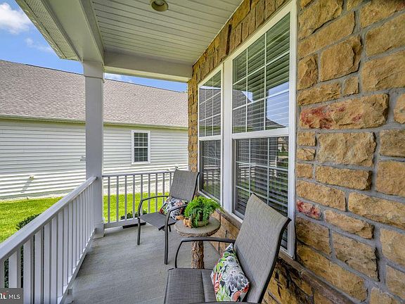 4th image of 9906 Copper Beech Cir