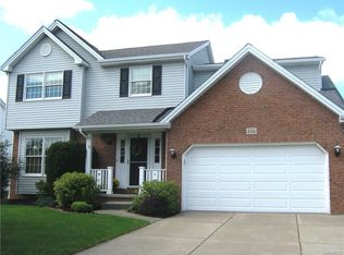 4366 Kathaleen St, Hamburg, NY 14075