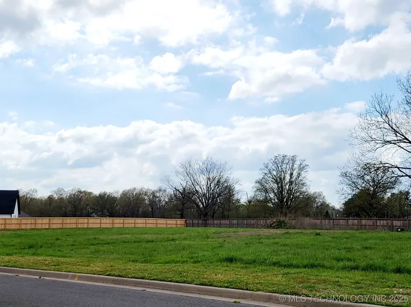 917 N Water Ave, Tahlequah, OK 74464