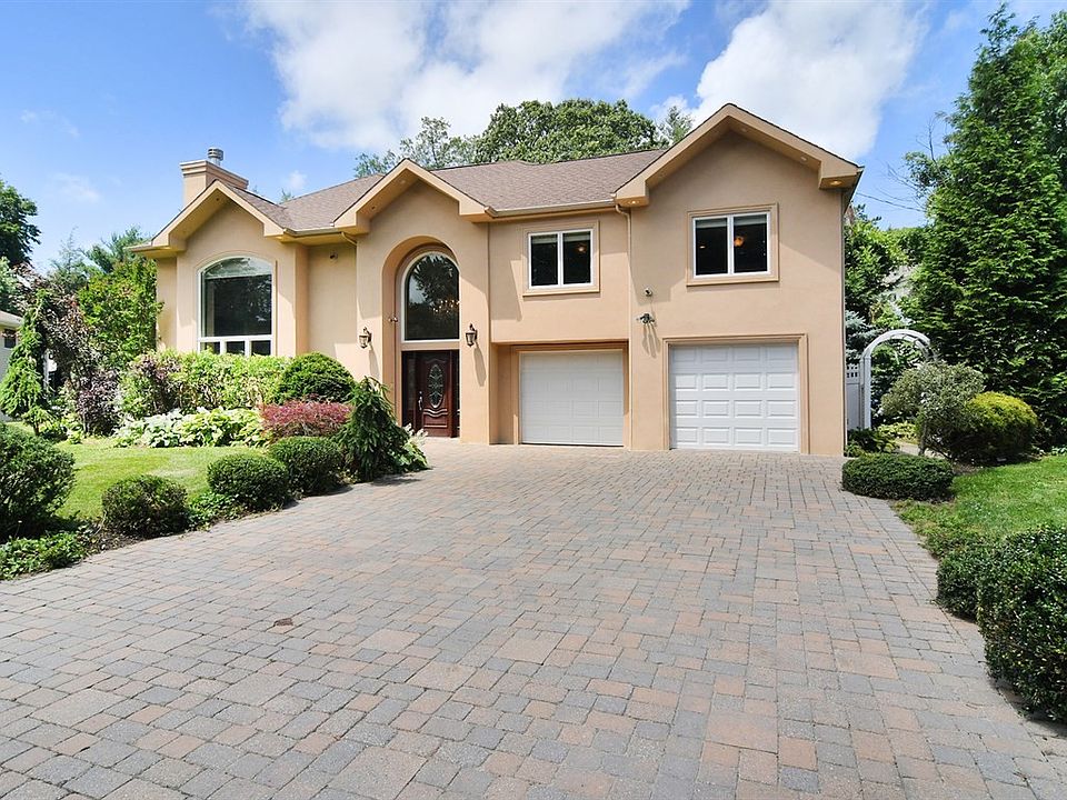 1st image of 44 Viola Dr