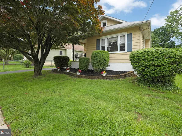 449 Audubon Ave, Audubon, NJ 08106