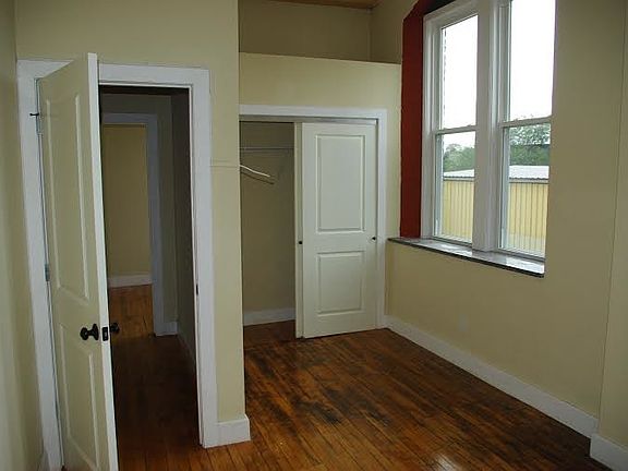 4th image of 31 Ontario St APT 405